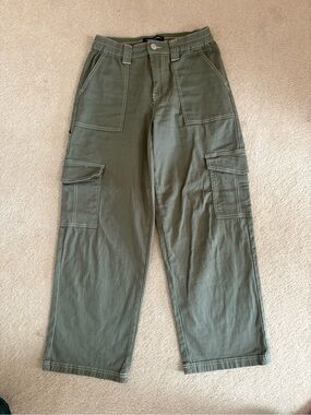 Almost Famous Olive Green Cargo Pants